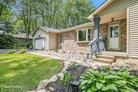 8122 Beecher, Flushing, MI 48433 photo 6