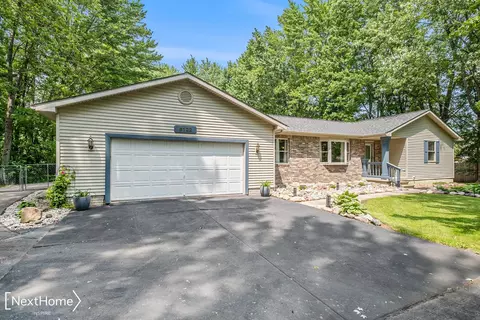 8122 Beecher, Flushing, MI 48433 photo 5