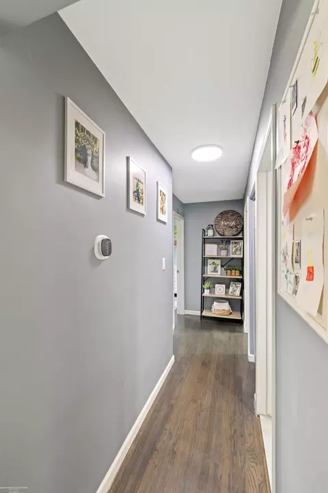 Entry Way - 13040 Common, Warren, MI 48088 photo 1 of 1
