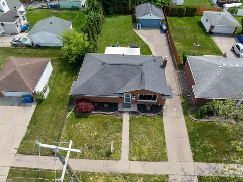 View/Area - 13040 Common, Warren, MI 48088 photo 1 of 3