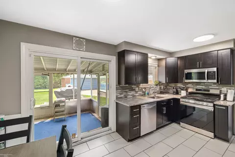 Kitchen - 13040 Common, Warren, MI 48088 photo 1 of 3