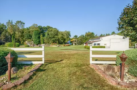 Exterior - 5379 N Irish, Davison, MI 48423 photo 17 of 36