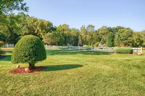 Exterior - 5379 N Irish, Davison, MI 48423 photo 14 of 36