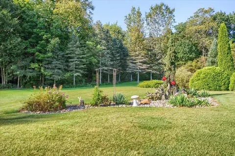 Exterior - 5379 N Irish, Davison, MI 48423 photo 18 of 36