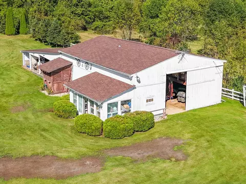 Exterior - 5379 N Irish, Davison, MI 48423 photo 31 of 36