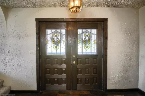 Entry Way - 5379 N Irish, Davison, MI 48423 photo 1 of 1