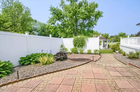 Exterior - 5379 N Irish, Davison, MI 48423 photo 8 of 36