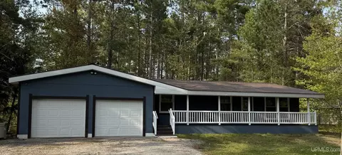 5647 Autrain Riverview, Au Train, MI 49806