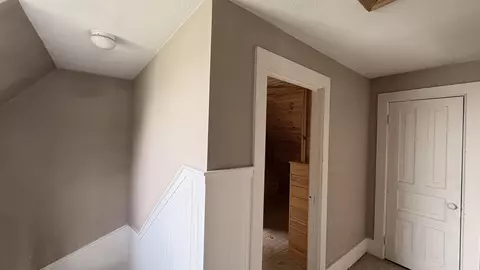 Entry Way - Undisclosed, Harrison, MI 48625 photo 8 of 9
