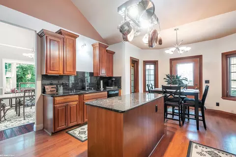 Kitchen - 33473 Mulvey, Fraser, MI 48026 photo 1 of 2