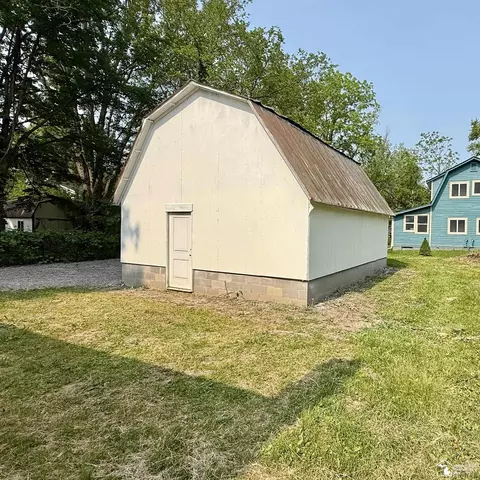 Exterior - 440 Cherry, Manitou Beach, MI 49253 photo 5 of 6