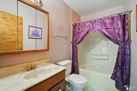 Bath - 21302 Dean St, Romulus, MI 48174 photo 4 of 5