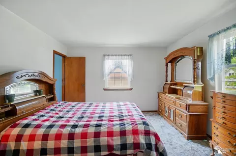 Bedroom - 21302 Dean St, Romulus, MI 48174 photo 2 of 12
