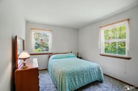 Bedroom - 21302 Dean St, Romulus, MI 48174 photo 6 of 12