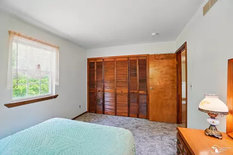 Bedroom - 21302 Dean St, Romulus, MI 48174 photo 8 of 12