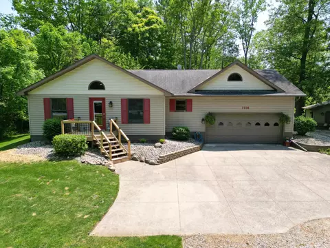 7716 Busch, Birch Run, MI 48415