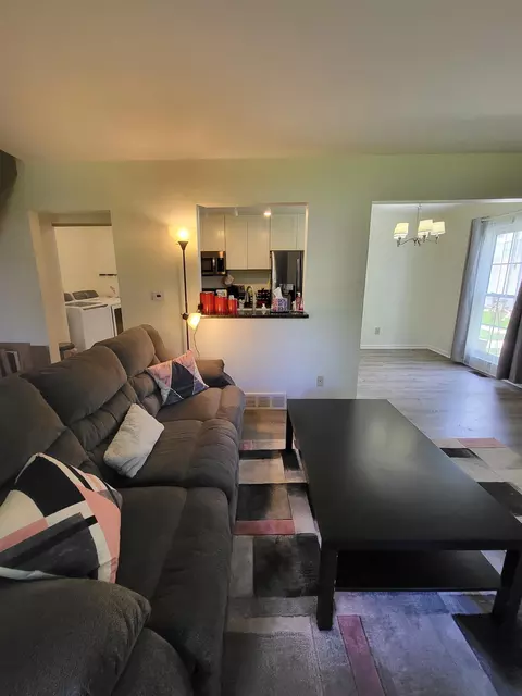 Living - 2187 Painted Post, Flushing, MI 48433 photo 1 of 1