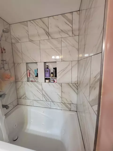 Bath - 2187 Painted Post, Flushing, MI 48433 photo 2 of 2