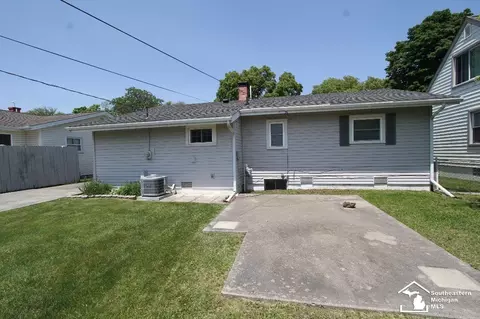 983 Winston, Monroe, MI 48161 photo 4