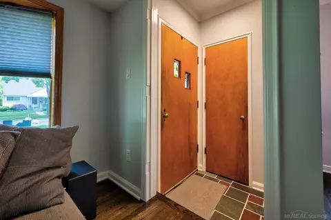 315 Chippewa, Clawson, MI 48017 photo 5