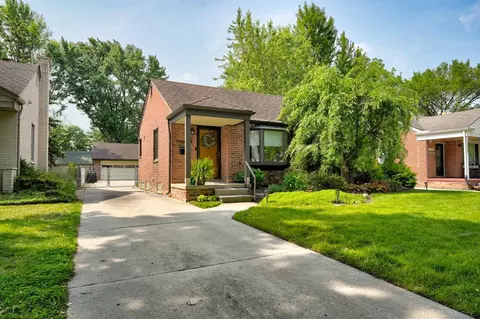 315 Chippewa, Clawson, MI 48017