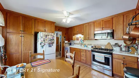 8285 Seymour, Flushing, MI 48433 photo 14