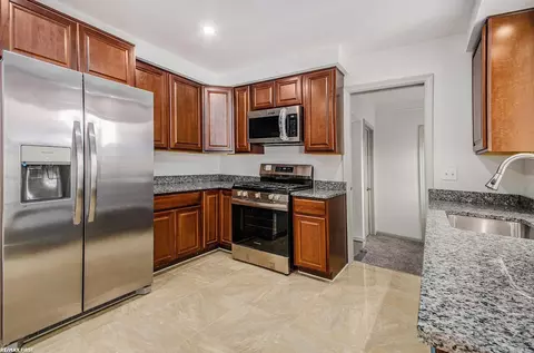 Kitchen - 17844 Stephens, Eastpointe, MI 48021 photo 2 of 2