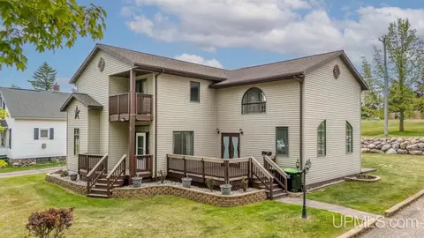 809 E D, Iron Mountain, MI 49801 photo 28