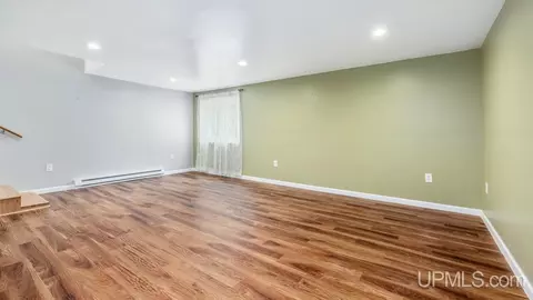 809 E D, Iron Mountain, MI 49801 photo 23