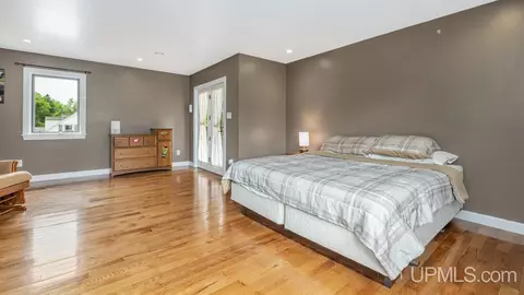809 E D, Iron Mountain, MI 49801 photo 14