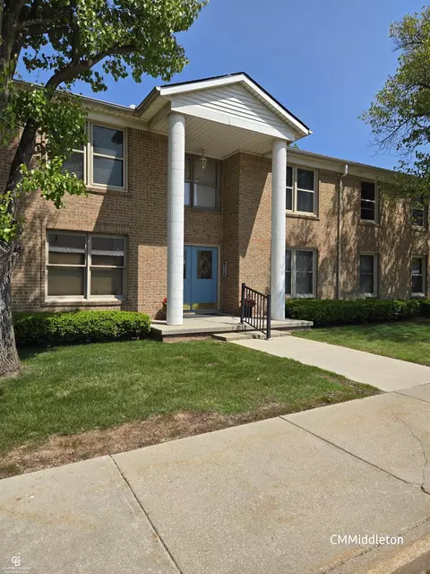 275 Maywood # 10, Marysville, MI 48040