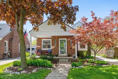 1781 Allard, Grosse Pointe Woods, MI 48236