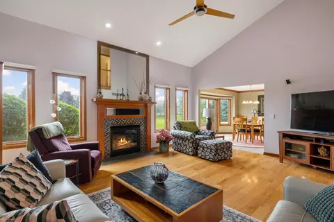46703 Albany, Macomb, MI 48044 photo 8