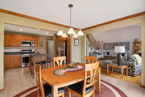 46703 Albany, Macomb, MI 48044 photo 4