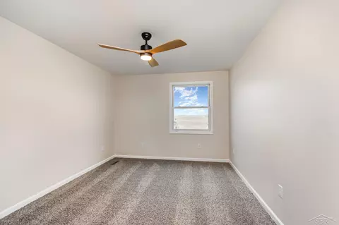 Bedroom - 6835 Hackett, Freeland, MI 48623 photo 4 of 5