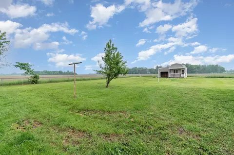 Exterior - 6835 Hackett, Freeland, MI 48623 photo 3 of 4