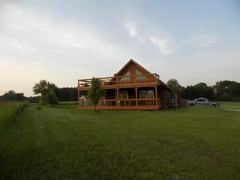 Exterior - 2056 Ridge, Gladwin, MI 48624 photo 31 of 31
