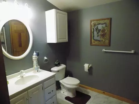 Bath - 2056 Ridge, Gladwin, MI 48624 photo 1 of 4