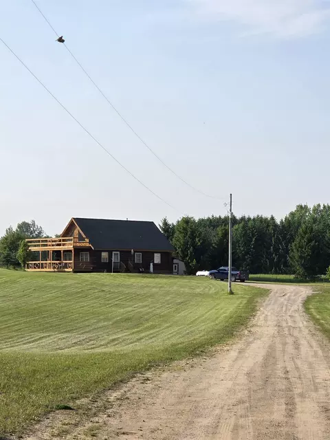 Exterior - 2056 Ridge, Gladwin, MI 48624 photo 2 of 31