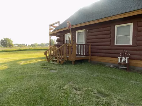 Exterior - 2056 Ridge, Gladwin, MI 48624 photo 21 of 31