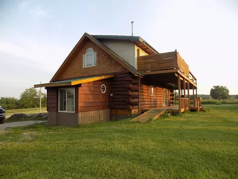 Exterior - 2056 Ridge, Gladwin, MI 48624 photo 27 of 31