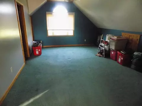Bedroom - 2056 Ridge, Gladwin, MI 48624 photo 2 of 6