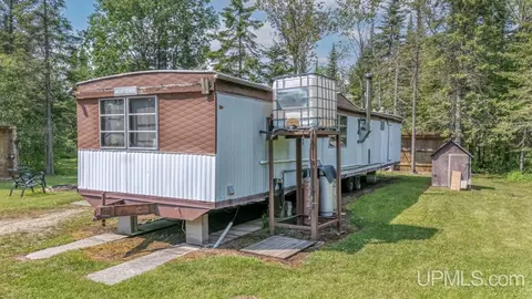 14432 2725, Rapid River, MI 49878 photo 12