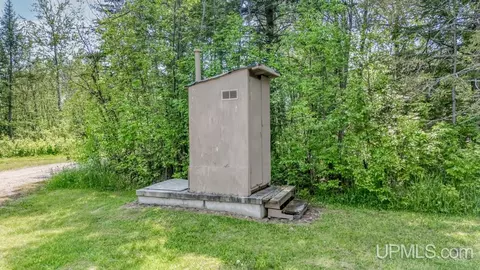 14432 2725, Rapid River, MI 49878 photo 13