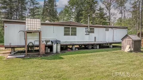 14432 2725, Rapid River, MI 49878 photo 11