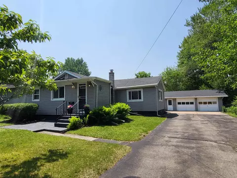 1010 S Pearce, Owosso, MI 48867