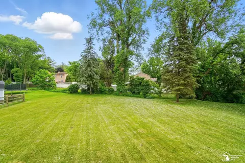 Exterior - 7658 Salter, Temperance, MI 48182 photo 5 of 10