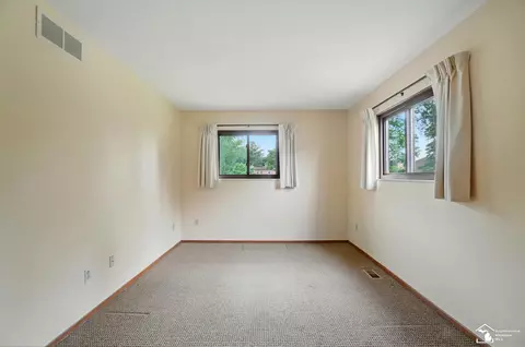 Bedroom - 7658 Salter, Temperance, MI 48182 photo 2 of 8