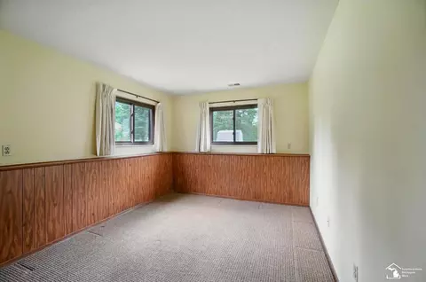 Bedroom - 7658 Salter, Temperance, MI 48182 photo 6 of 8