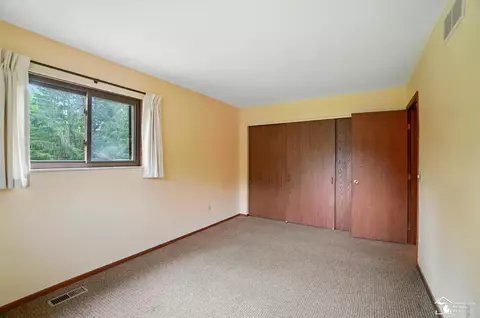 Bedroom - 7658 Salter, Temperance, MI 48182 photo 3 of 8